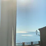 La Casa Di Torre Di Palme 4* Marina Palmense
