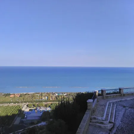 Πανσιόν La Casa Di Torre Di Palme 4*