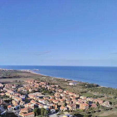 La Casa Di Torre Di Palme בית הארחה מרינה פלמנזה